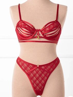Mentionables lingerie Luxe Red Strappy Underwire Bra & Thong Set